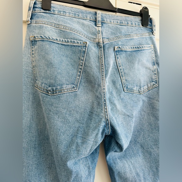 Old Navy Extra High Rise Jeans - Picture 7 of 9